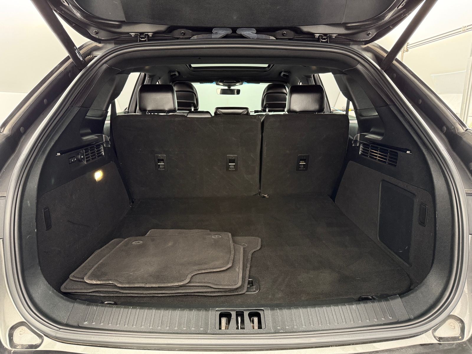 Thumbnail: 2019 Lincoln Nautilus - 6