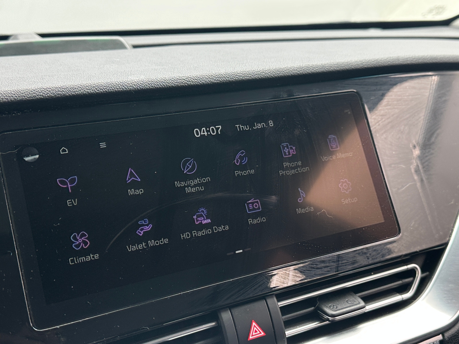 Thumbnail: 2022 Kia Niro - 3