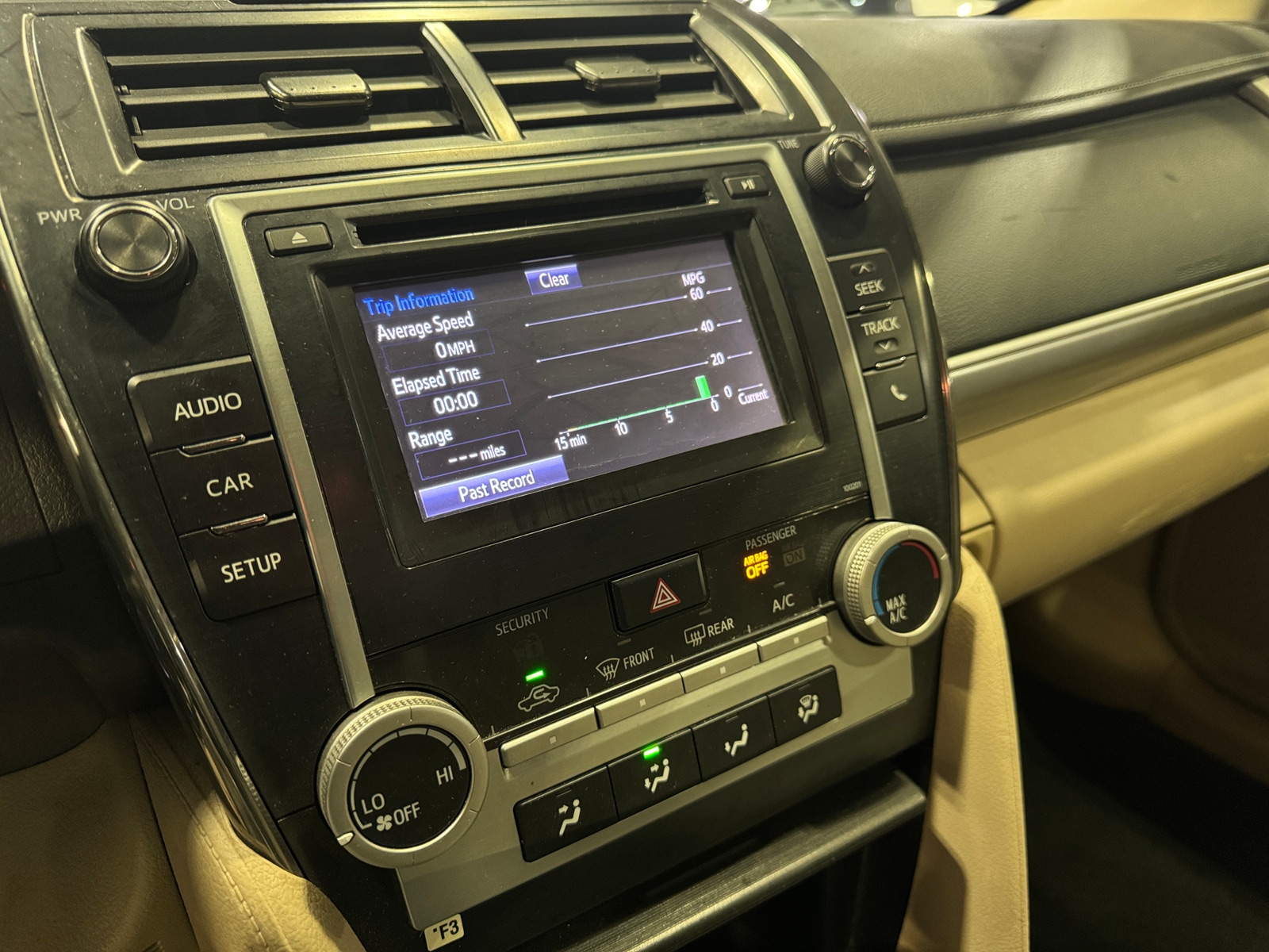 Thumbnail: 2014 Toyota Camry - 4