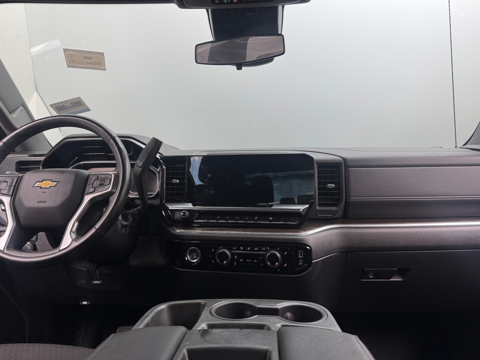 Thumbnail: 2023 Chevrolet Silverado 1500 - 3