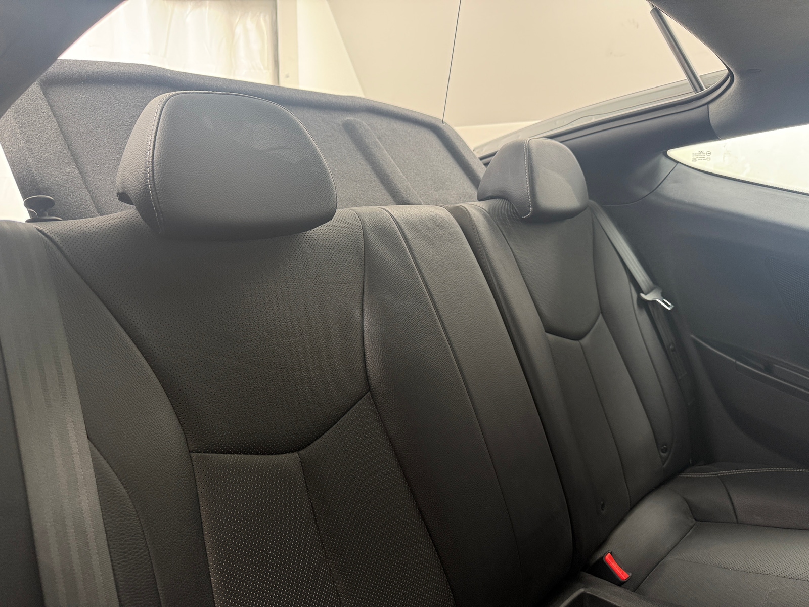 Thumbnail: 2015 Hyundai Veloster - 5