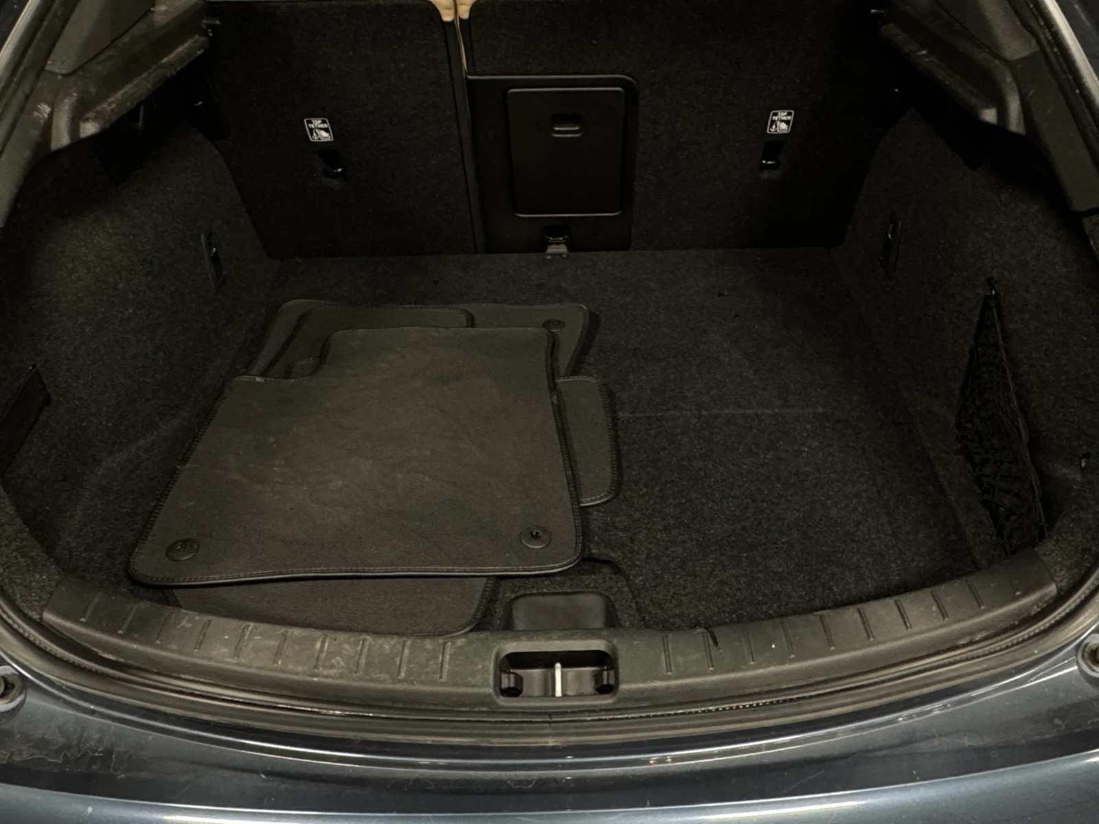 Thumbnail: 2022 Polestar 2 - 7