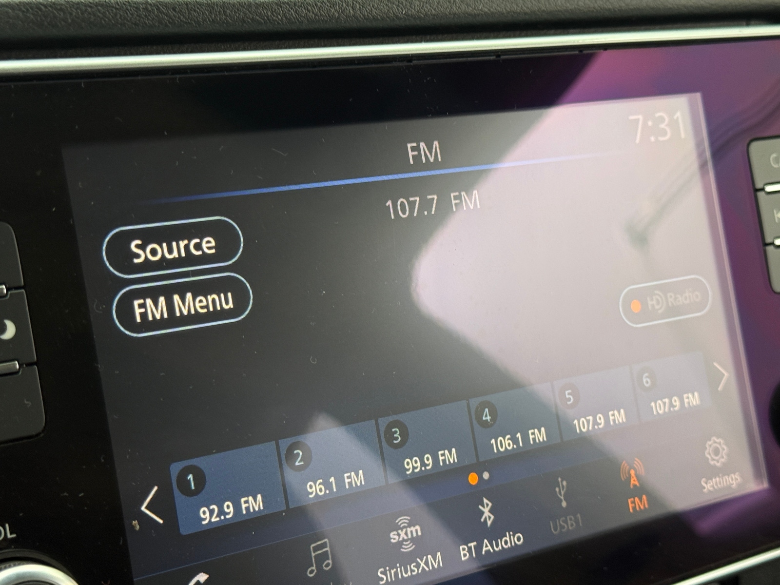 Thumbnail: 2020 Nissan Leaf - 3