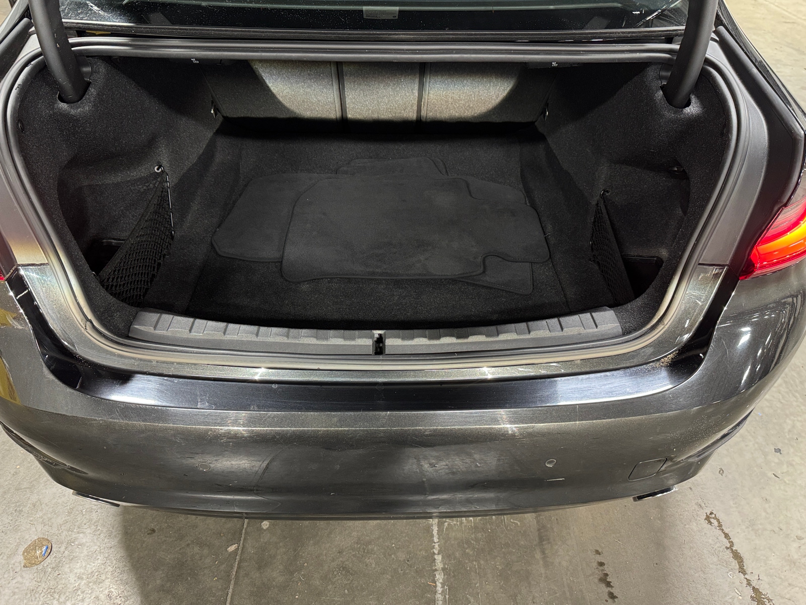 Thumbnail: 2019 BMW 3 Series - 6