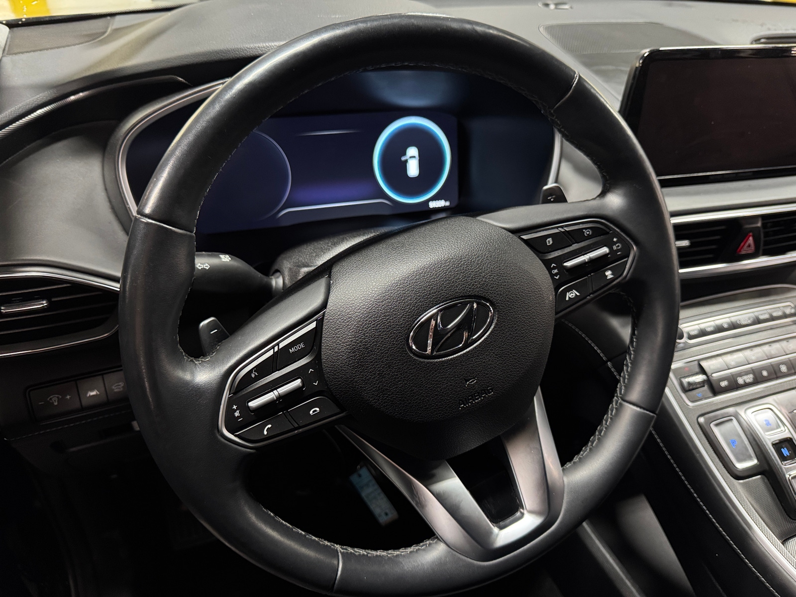 Thumbnail: 2022 Hyundai Santa Fe - 4