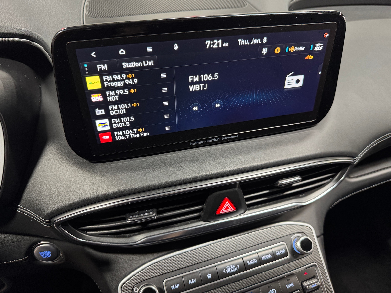 Thumbnail: 2022 Hyundai Santa Fe - 3