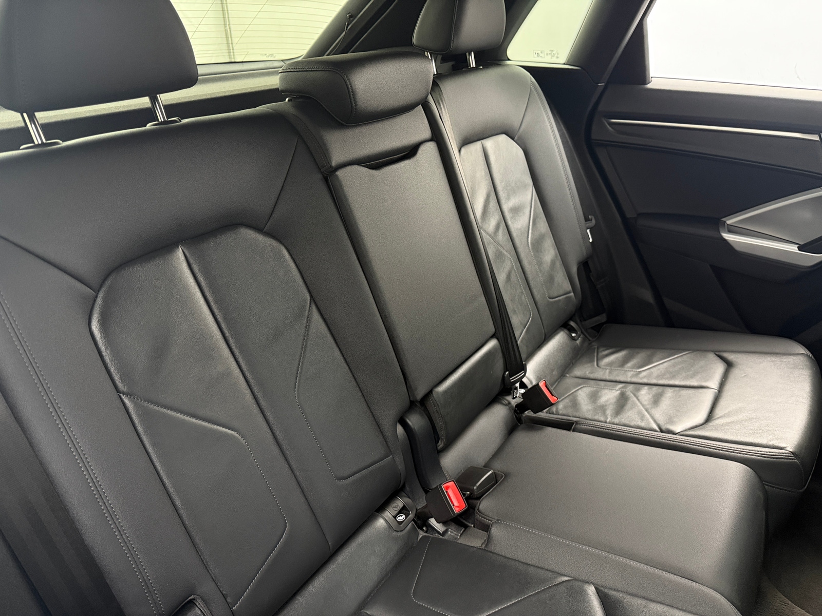 Thumbnail: 2023 Audi Q3 - 5