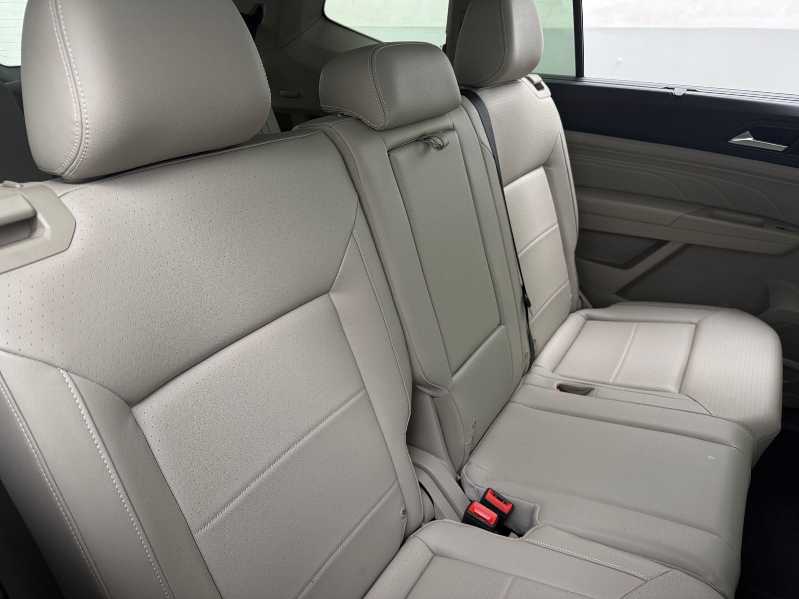 Thumbnail: 2021 Volkswagen Atlas - 5