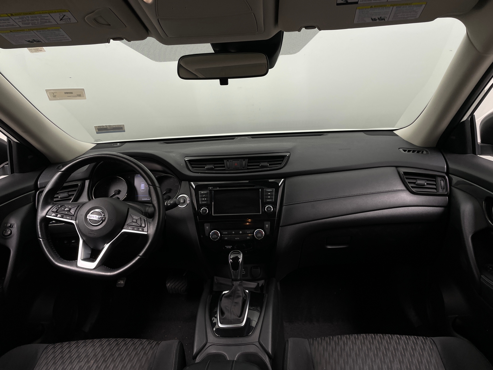 Thumbnail: 2020 Nissan Rogue - 3