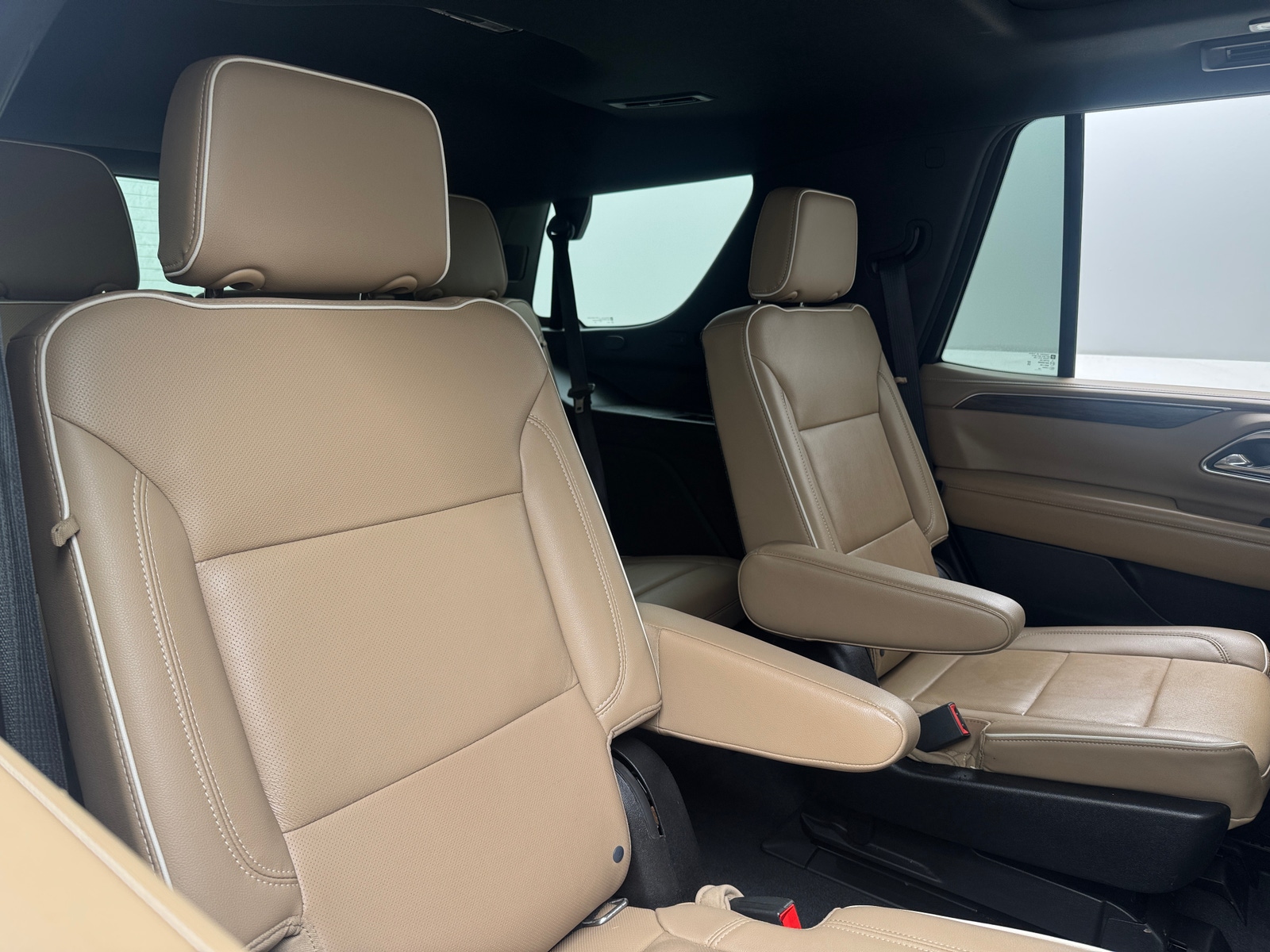 Thumbnail: 2021 Chevrolet Tahoe - 5