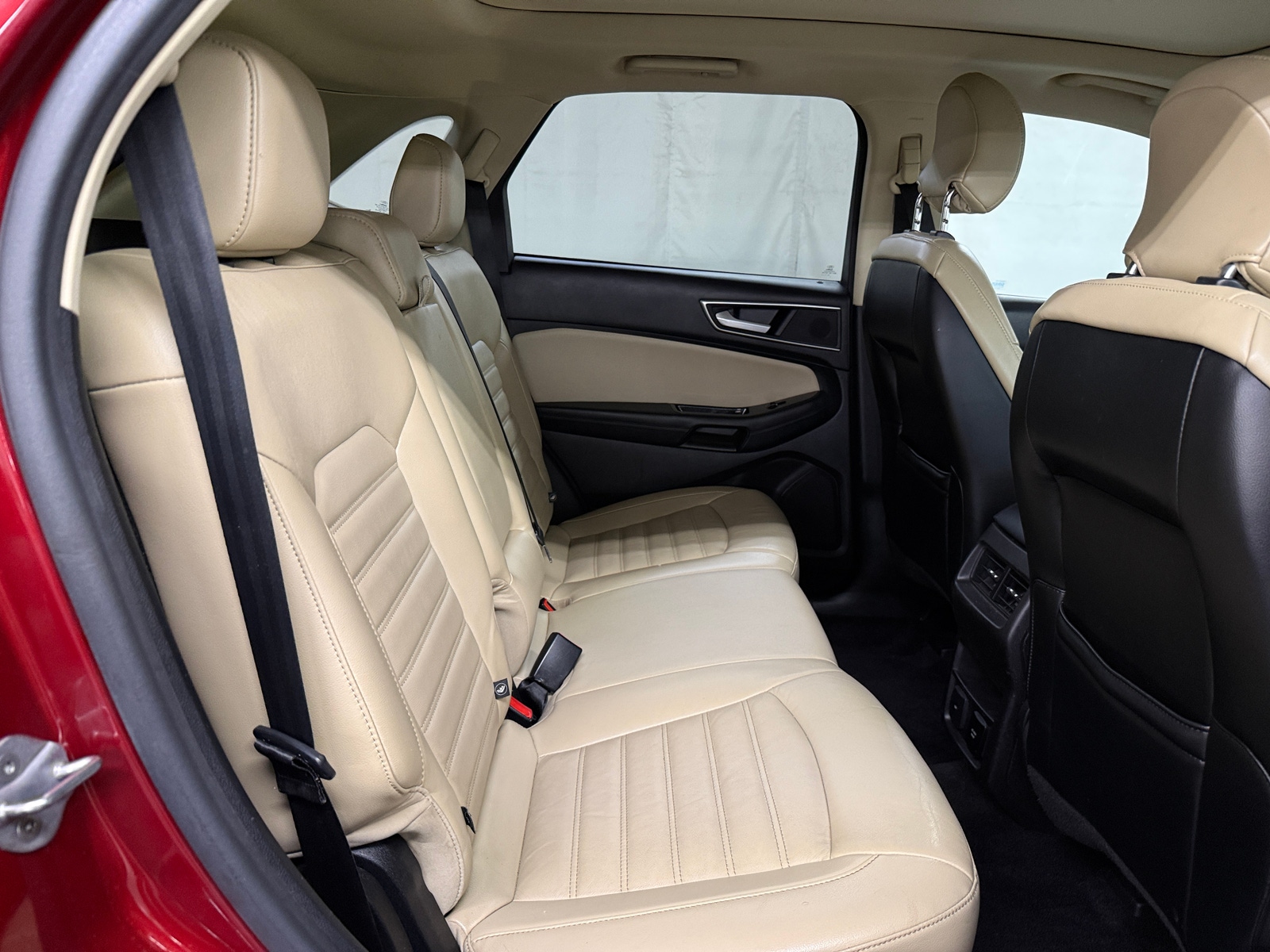 Thumbnail: 2015 Ford Edge - 5