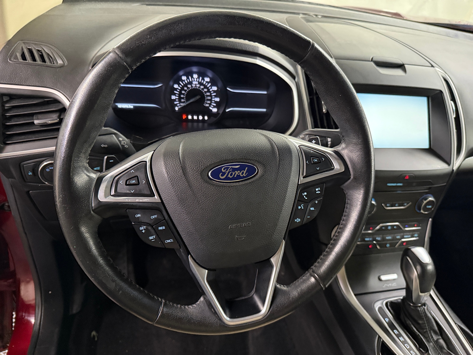 Thumbnail: 2015 Ford Edge - 4