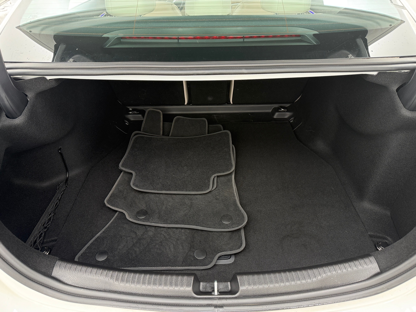 Thumbnail: 2024 Mercedes-Benz C-Class - 6