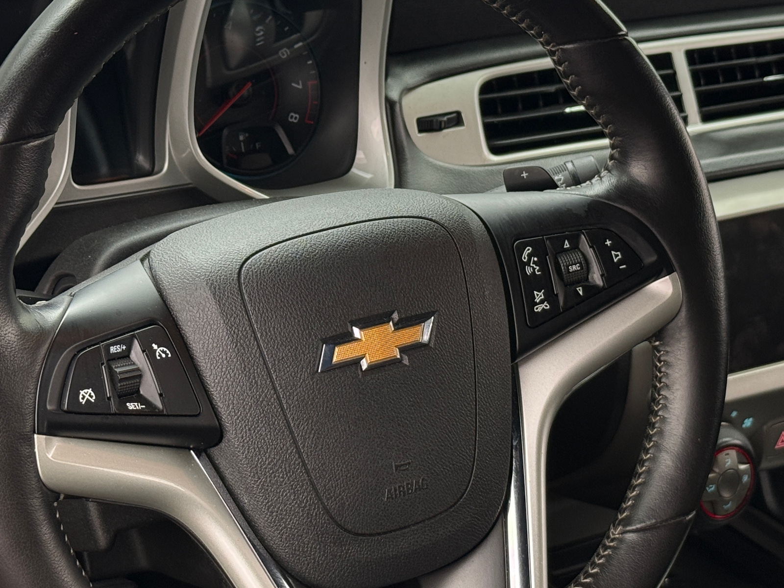 Thumbnail: 2015 Chevrolet Camaro - 4