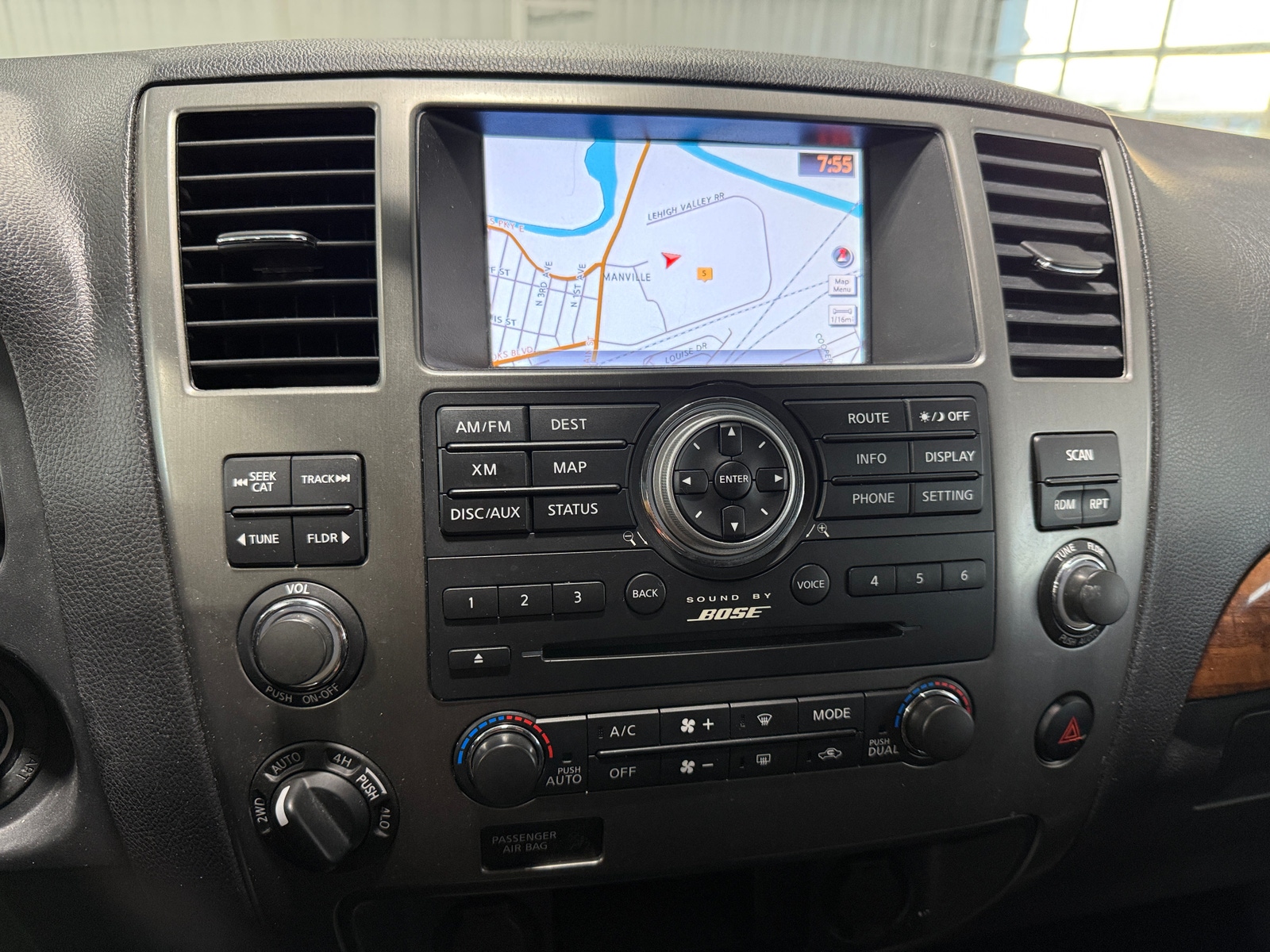 Thumbnail: 2015 Nissan Armada - 3