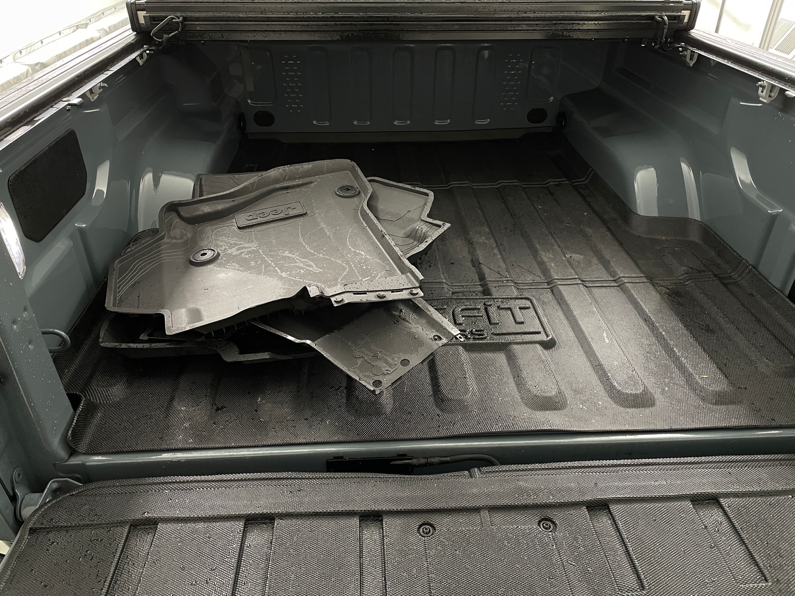 Thumbnail: 2025 Jeep Gladiator - 7