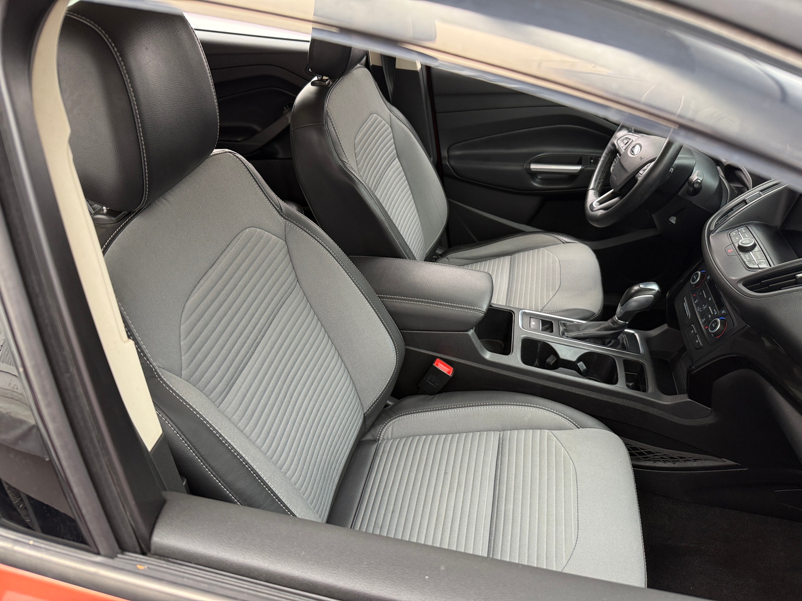 Thumbnail: 2019 Ford Escape - 2