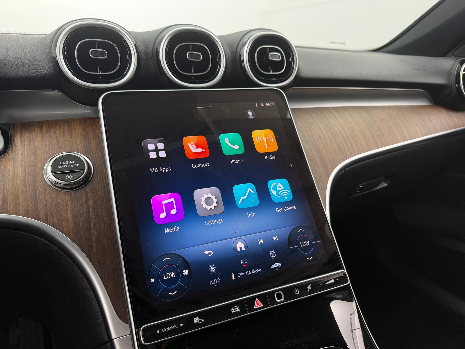 Thumbnail: 2025 Mercedes-Benz C-Class - 3