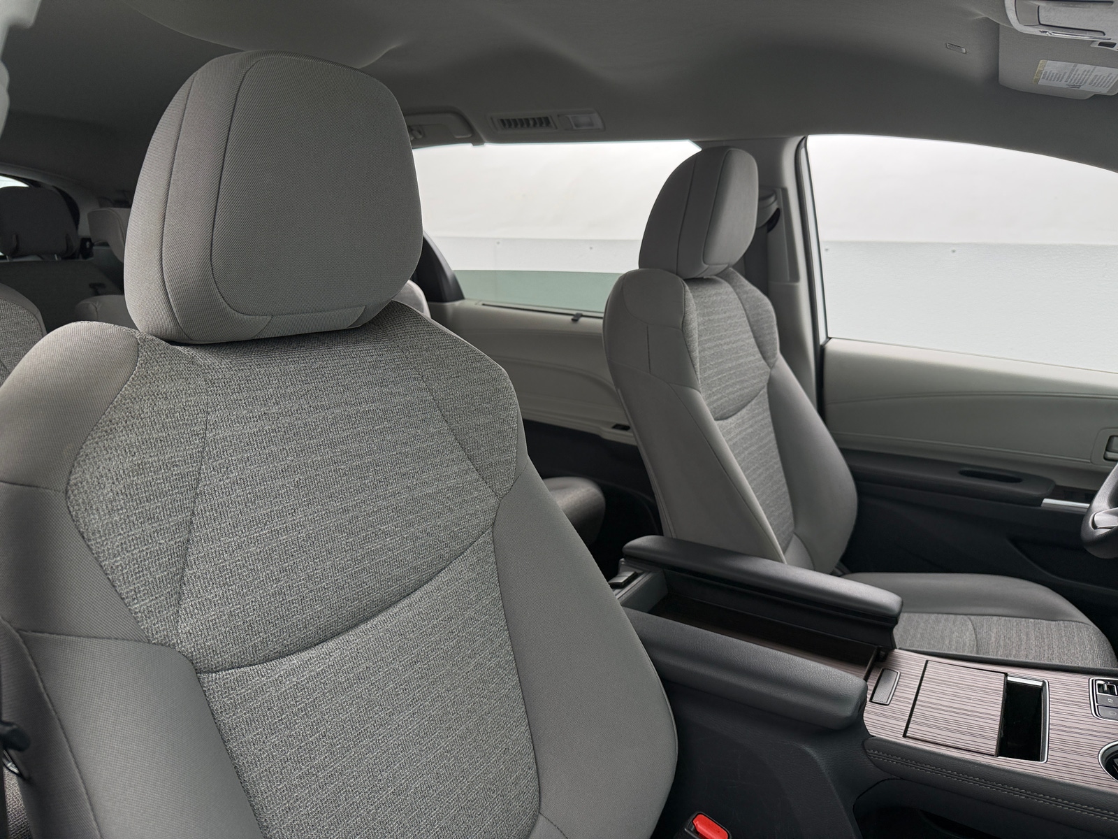 Thumbnail: 2021 Toyota Sienna - 2