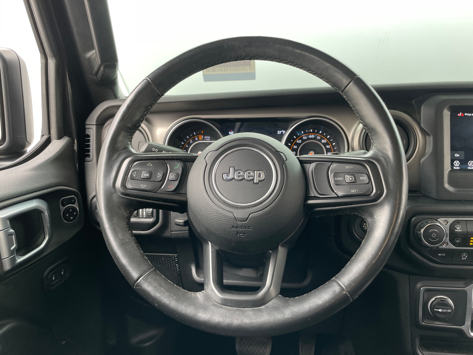 Thumbnail: 2020 Jeep Wrangler - 5