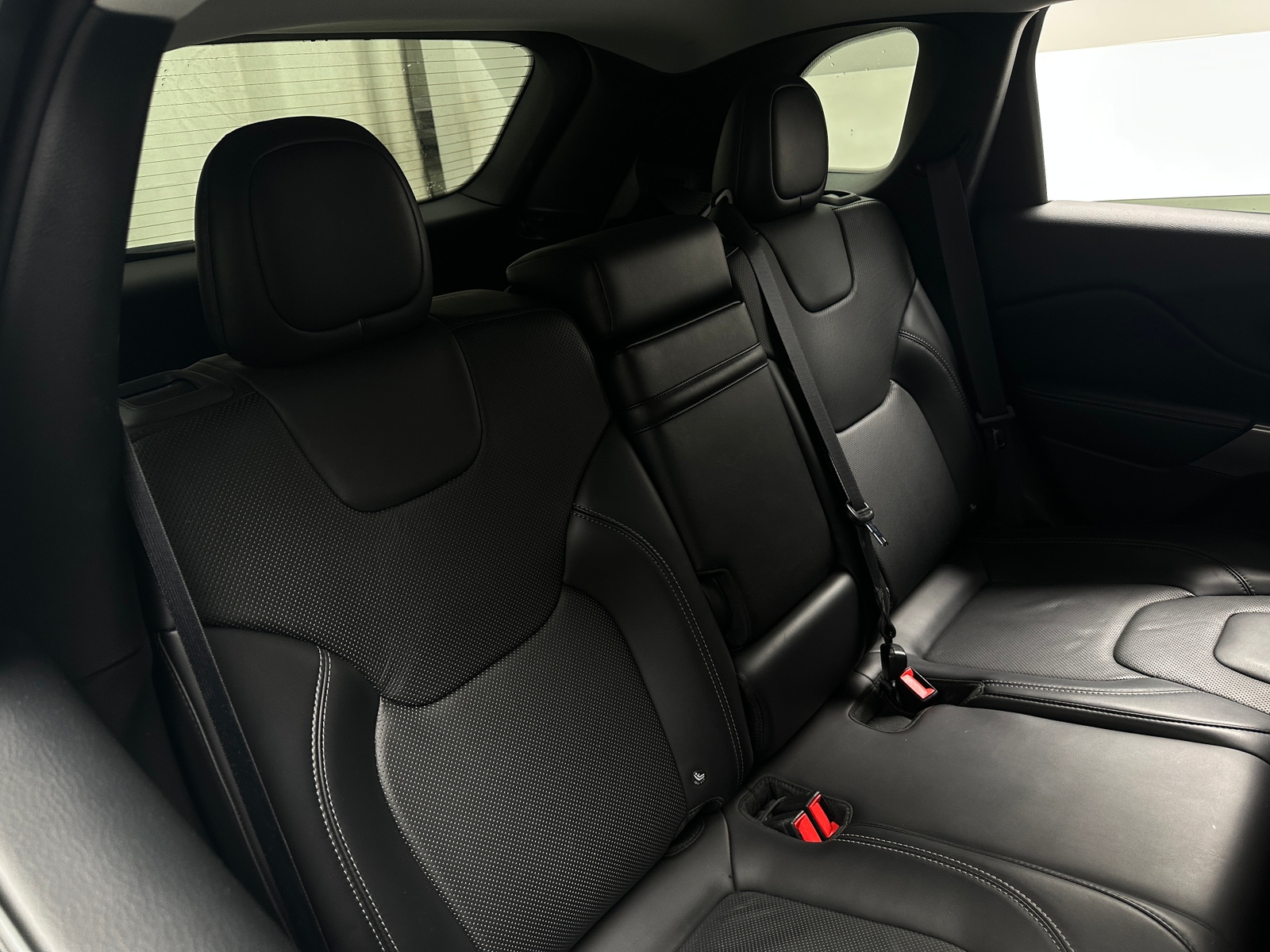 Thumbnail: 2019 Jeep Cherokee - 5