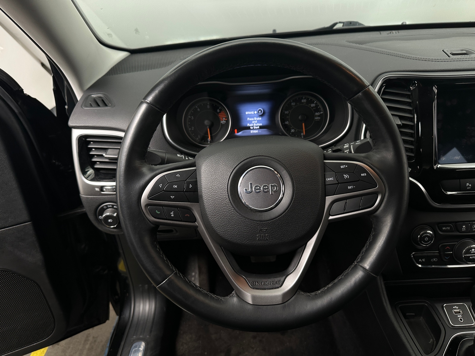 Thumbnail: 2019 Jeep Cherokee - 4