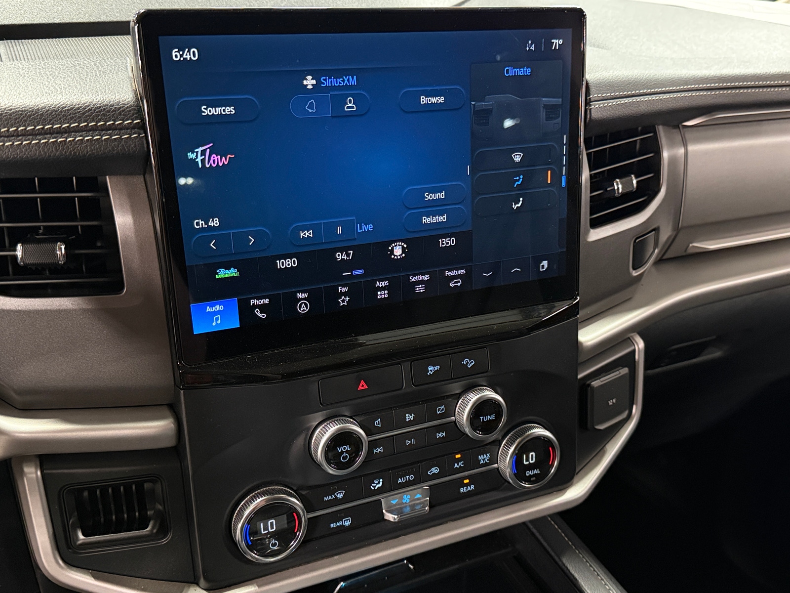 Thumbnail: 2022 Ford Expedition MAX - 4