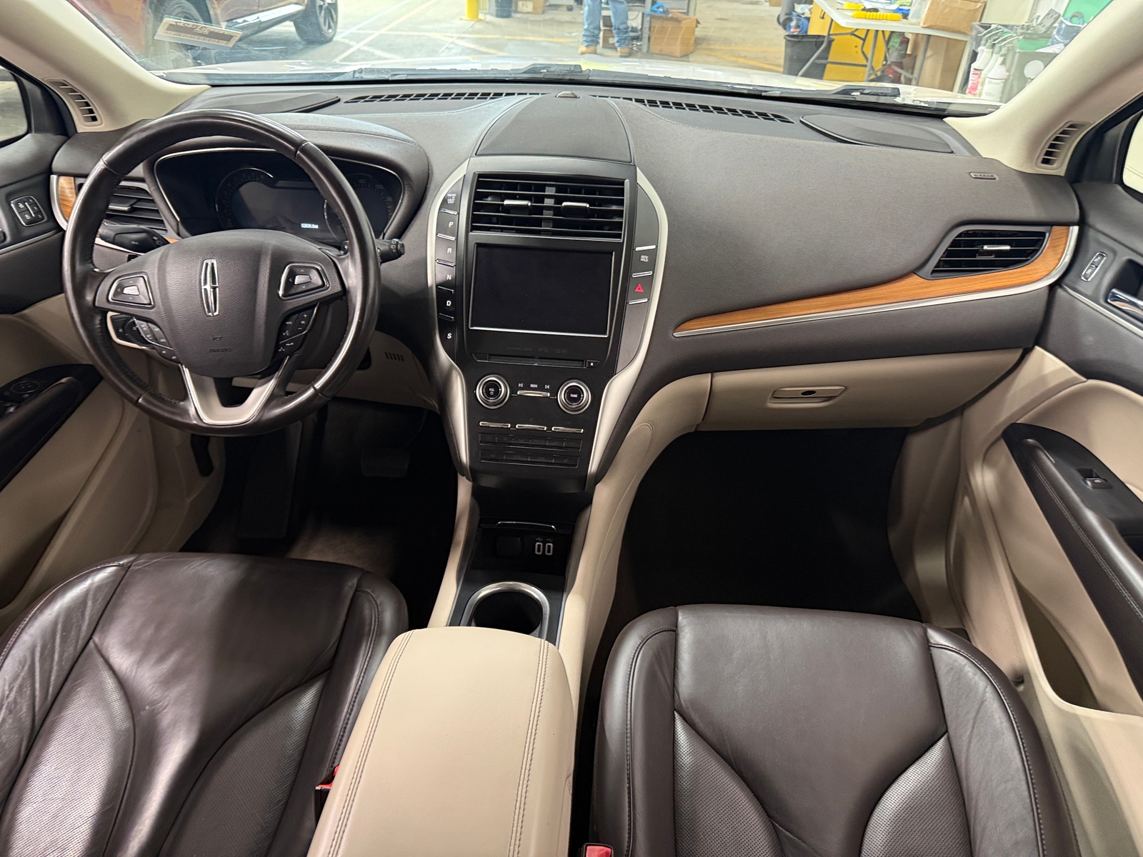 Thumbnail: 2019 Lincoln MKC - 2