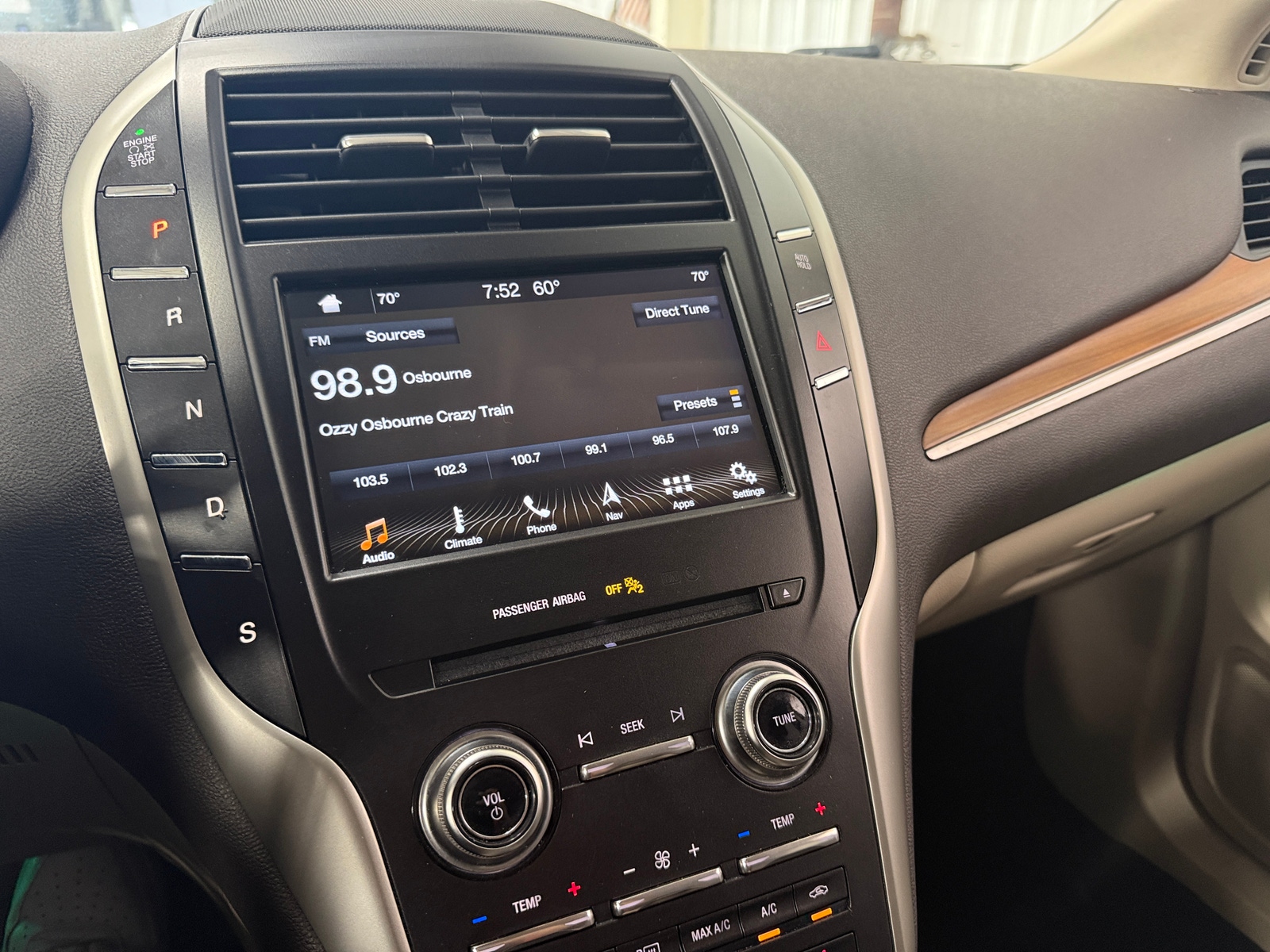 Thumbnail: 2019 Lincoln MKC - 3