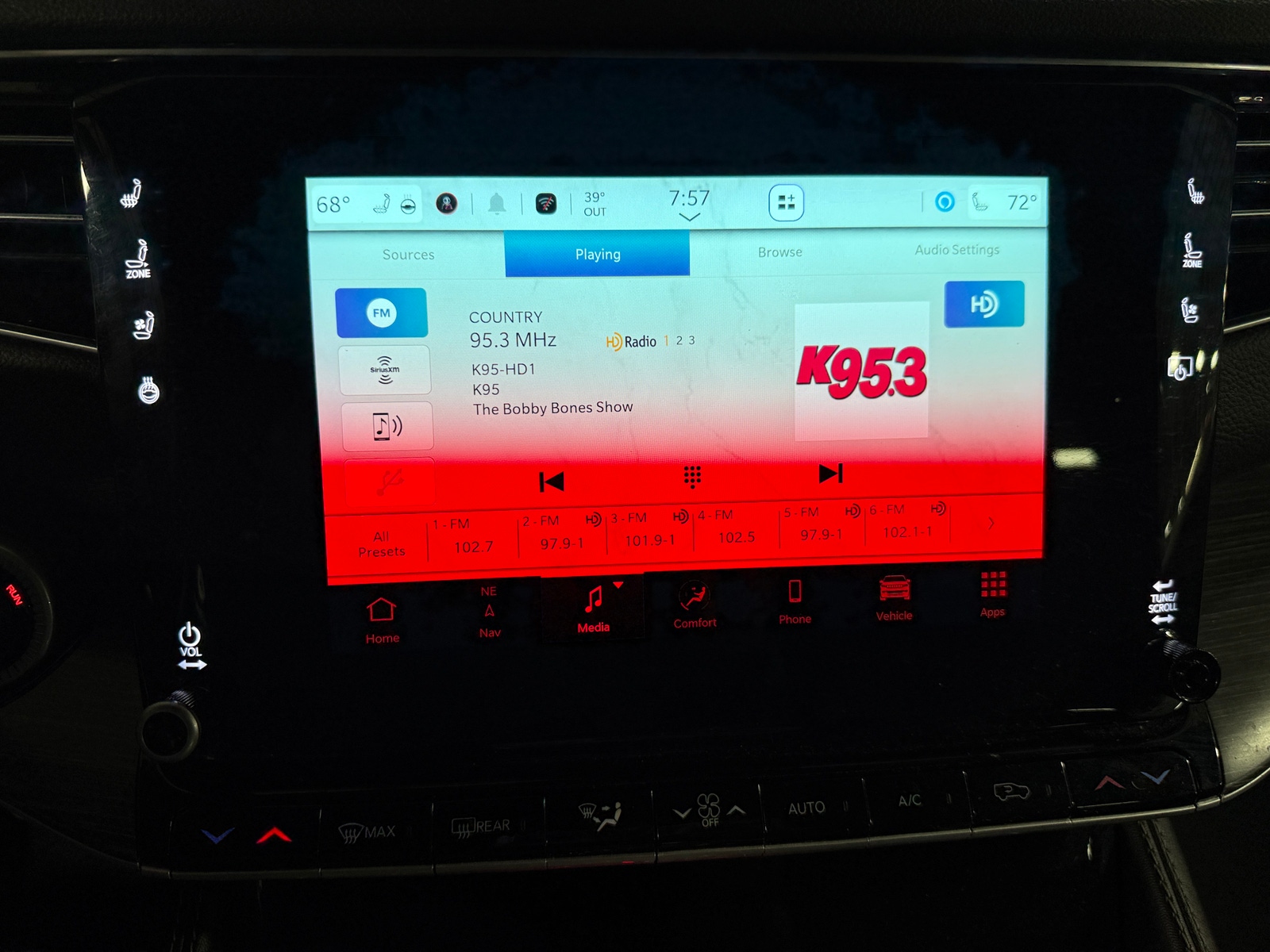 Thumbnail: 2024 Jeep Wagoneer - 3