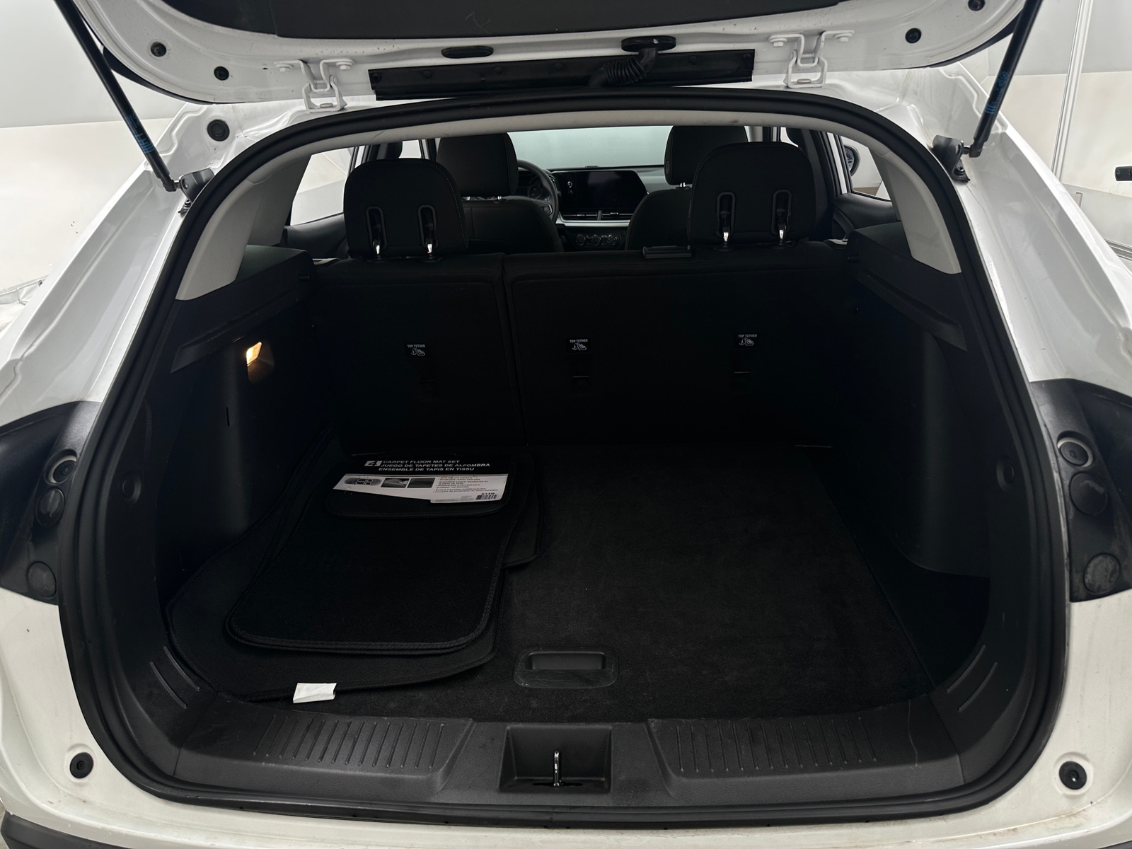 Thumbnail: 2025 Chevrolet Trax - 7