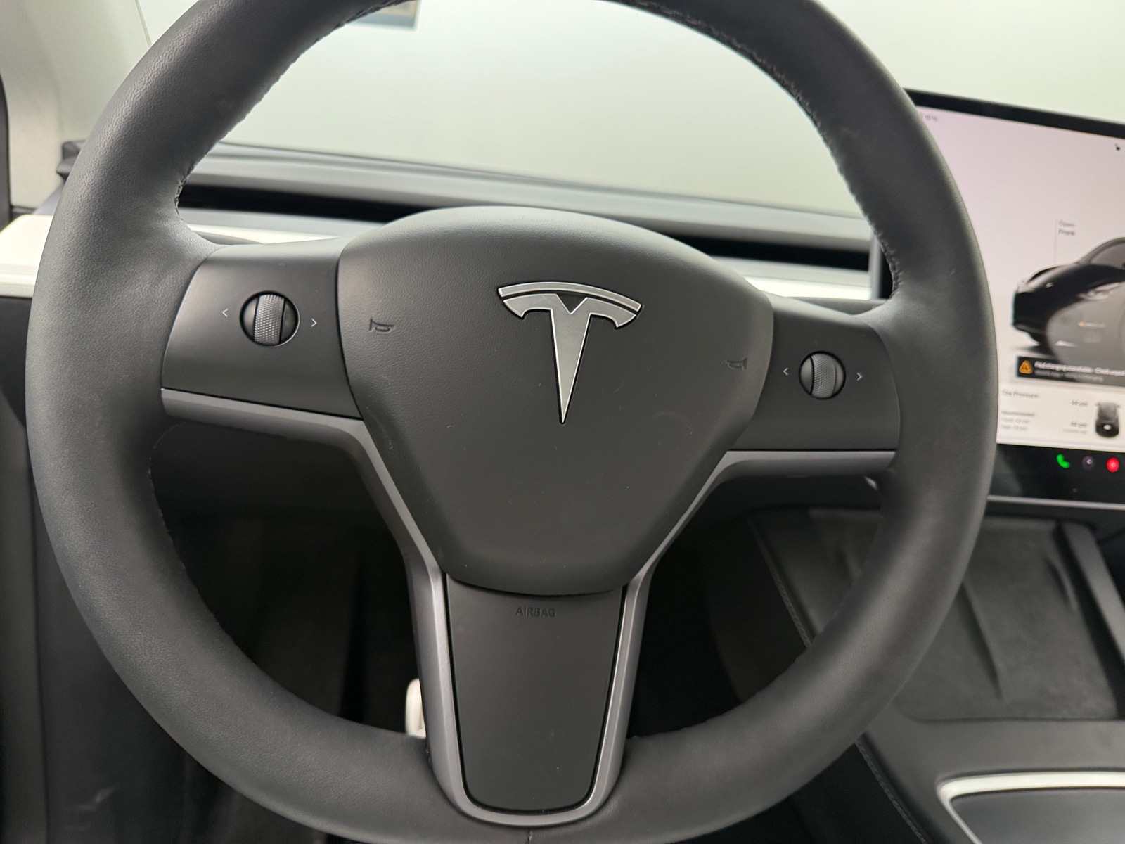 Thumbnail: 2024 Tesla Model Y - 4