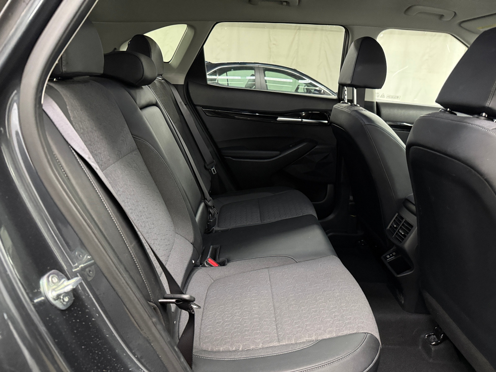 Thumbnail: 2024 Kia Seltos - 5