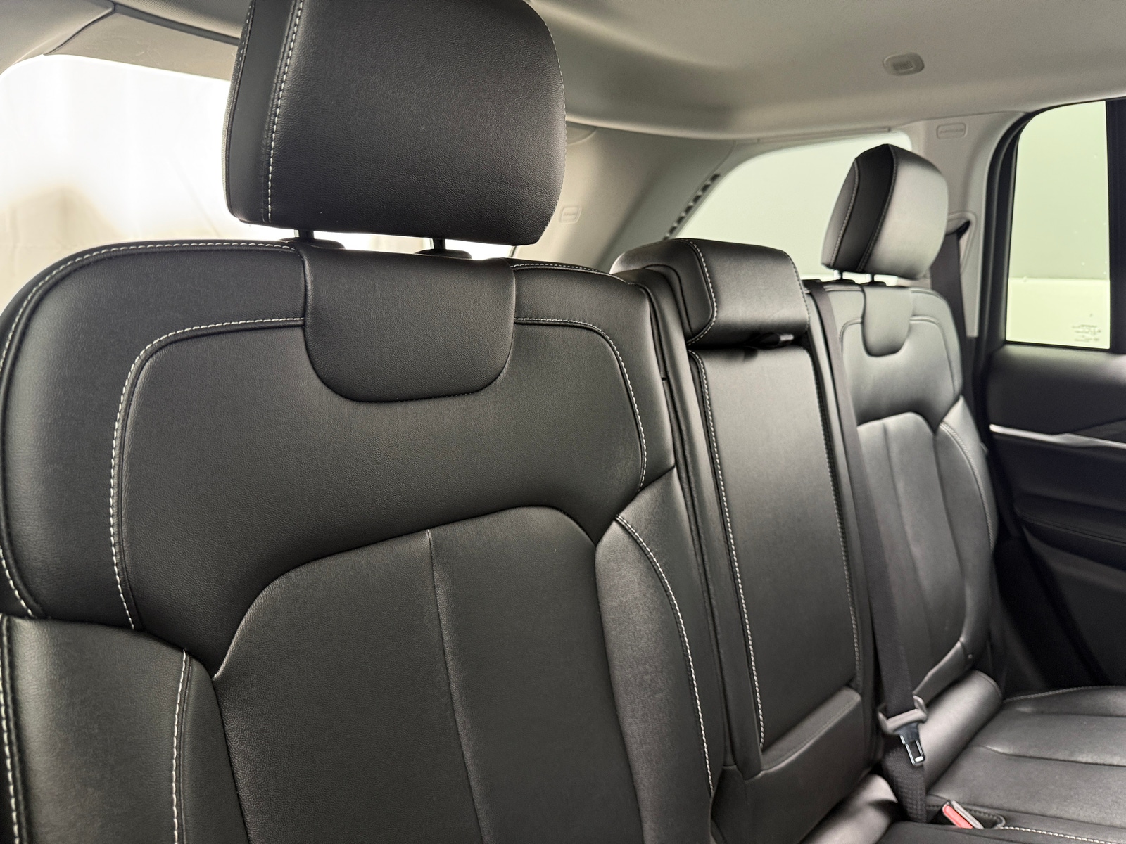 Thumbnail: 2023 Jeep Grand Cherokee - 5