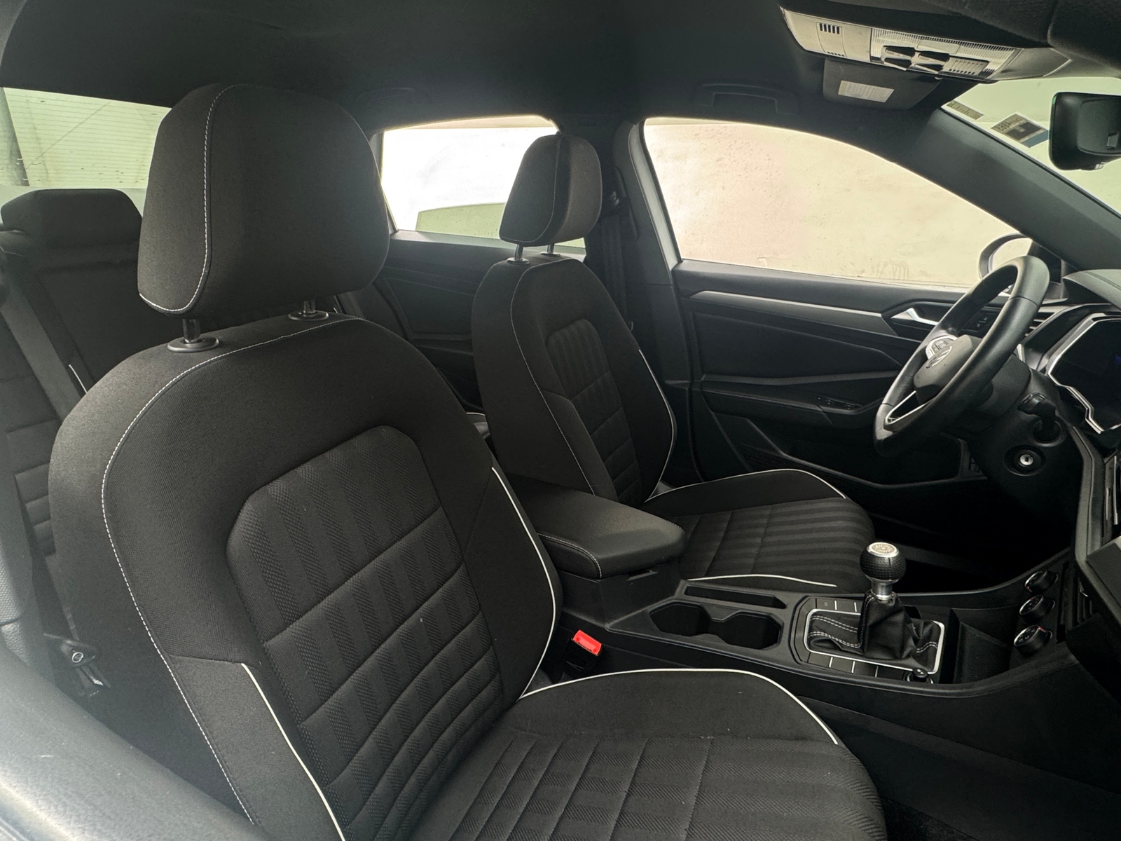 Thumbnail: 2023 Volkswagen Jetta - 2