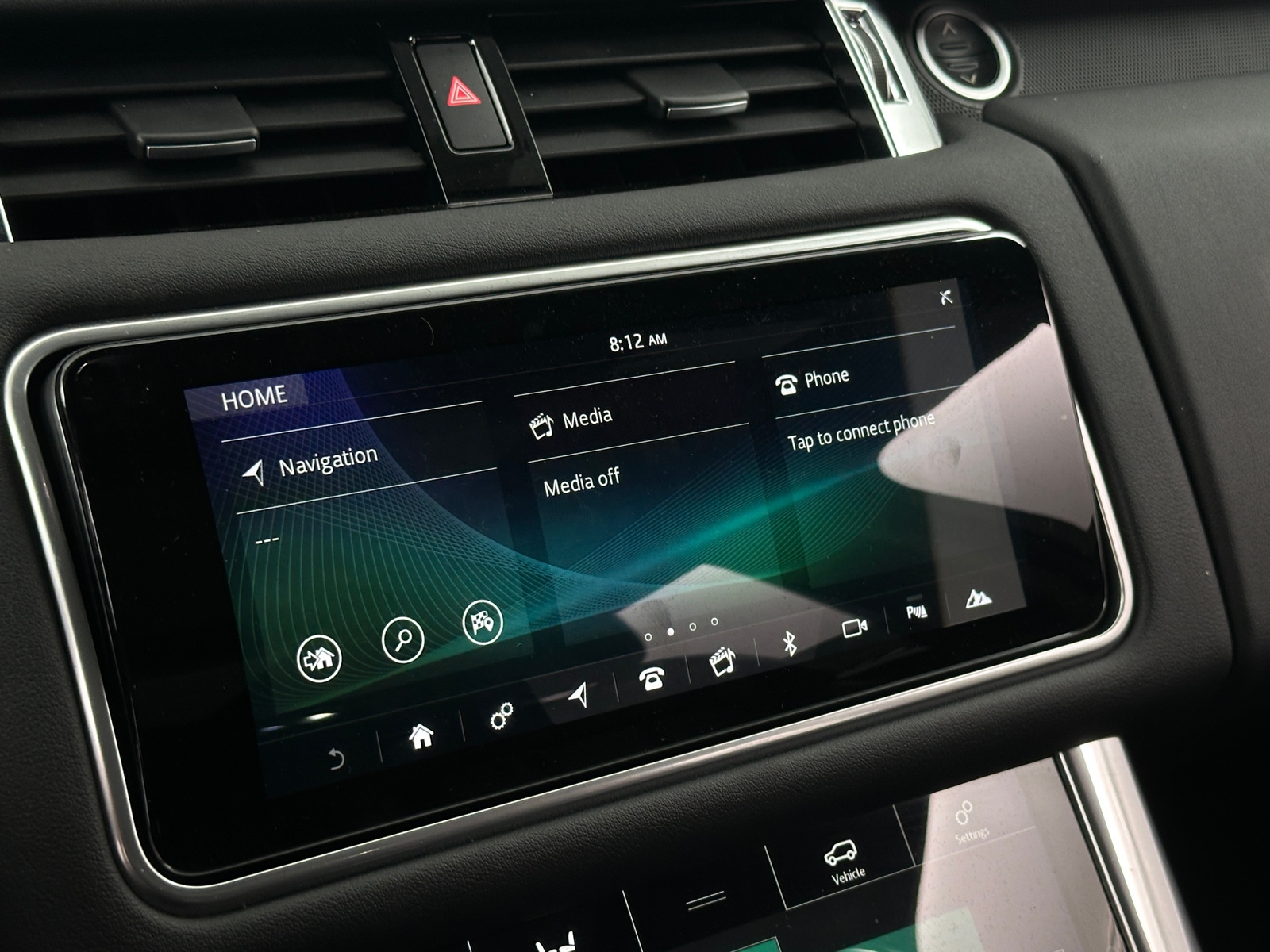 Thumbnail: 2020 Land Rover Range Rover Sport - 3