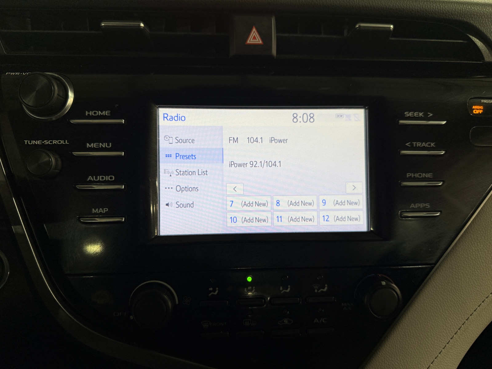 Thumbnail: 2019 Toyota Camry - 4