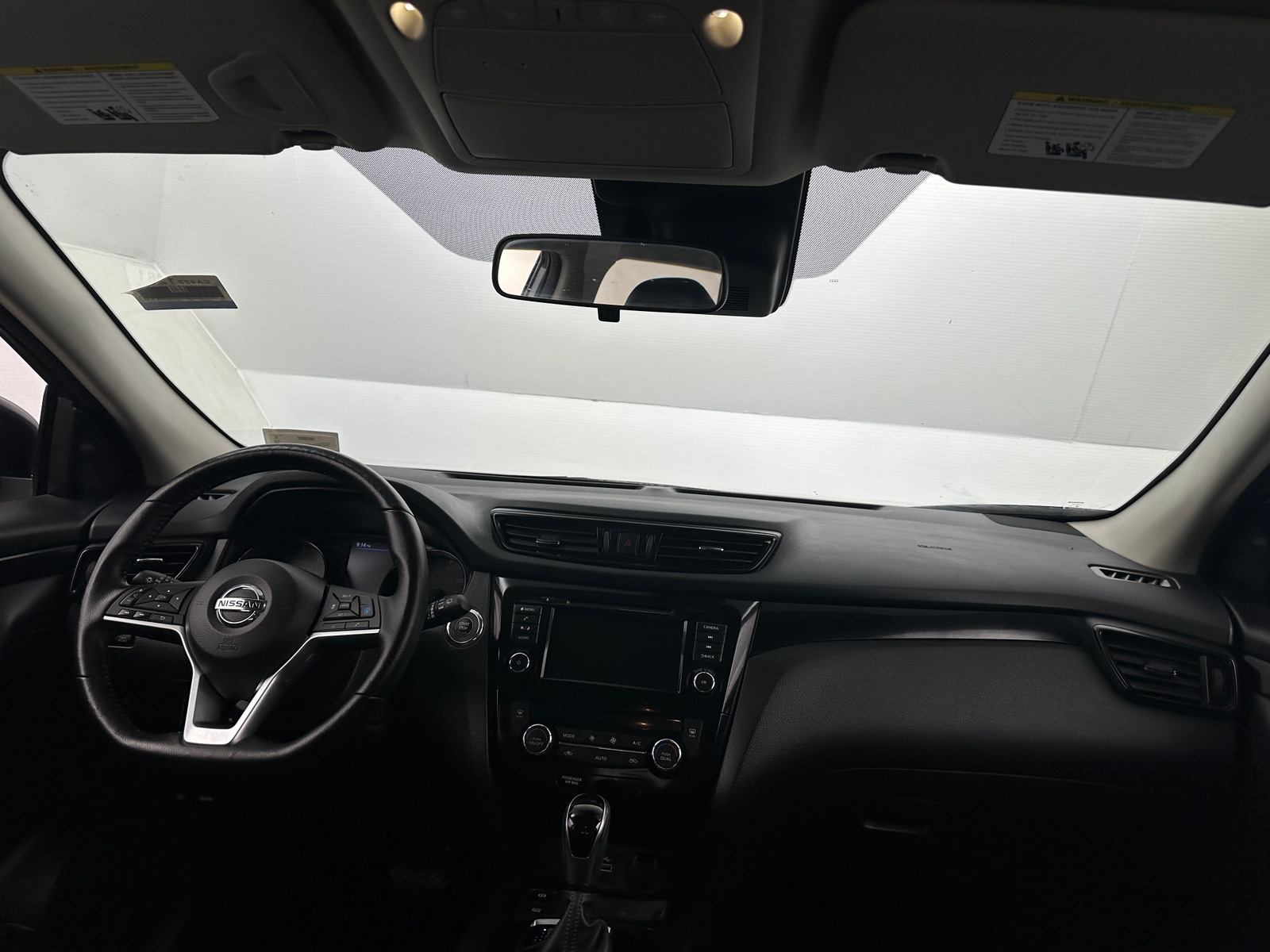 Thumbnail: 2022 Nissan Rogue Sport - 3