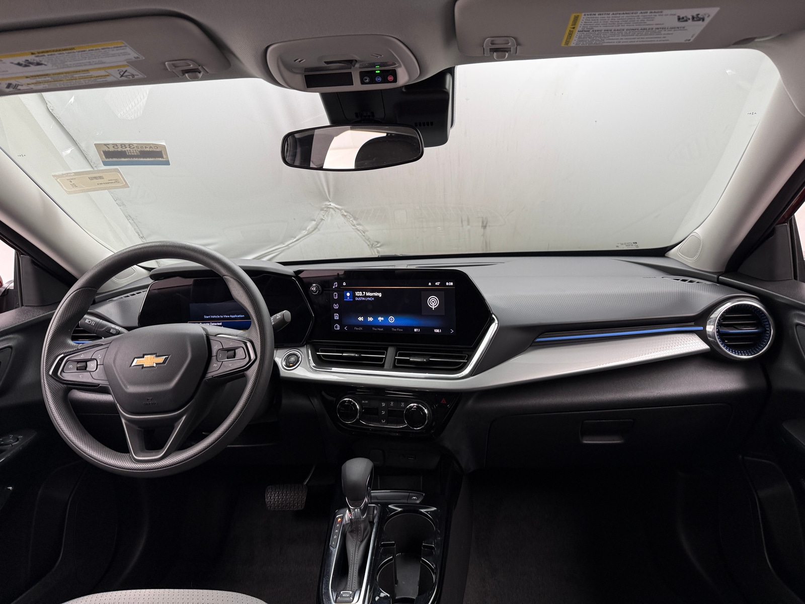 Thumbnail: 2025 Chevrolet Trax - 3