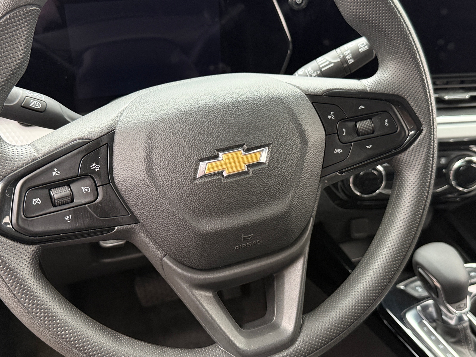 Thumbnail: 2025 Chevrolet Trax - 5