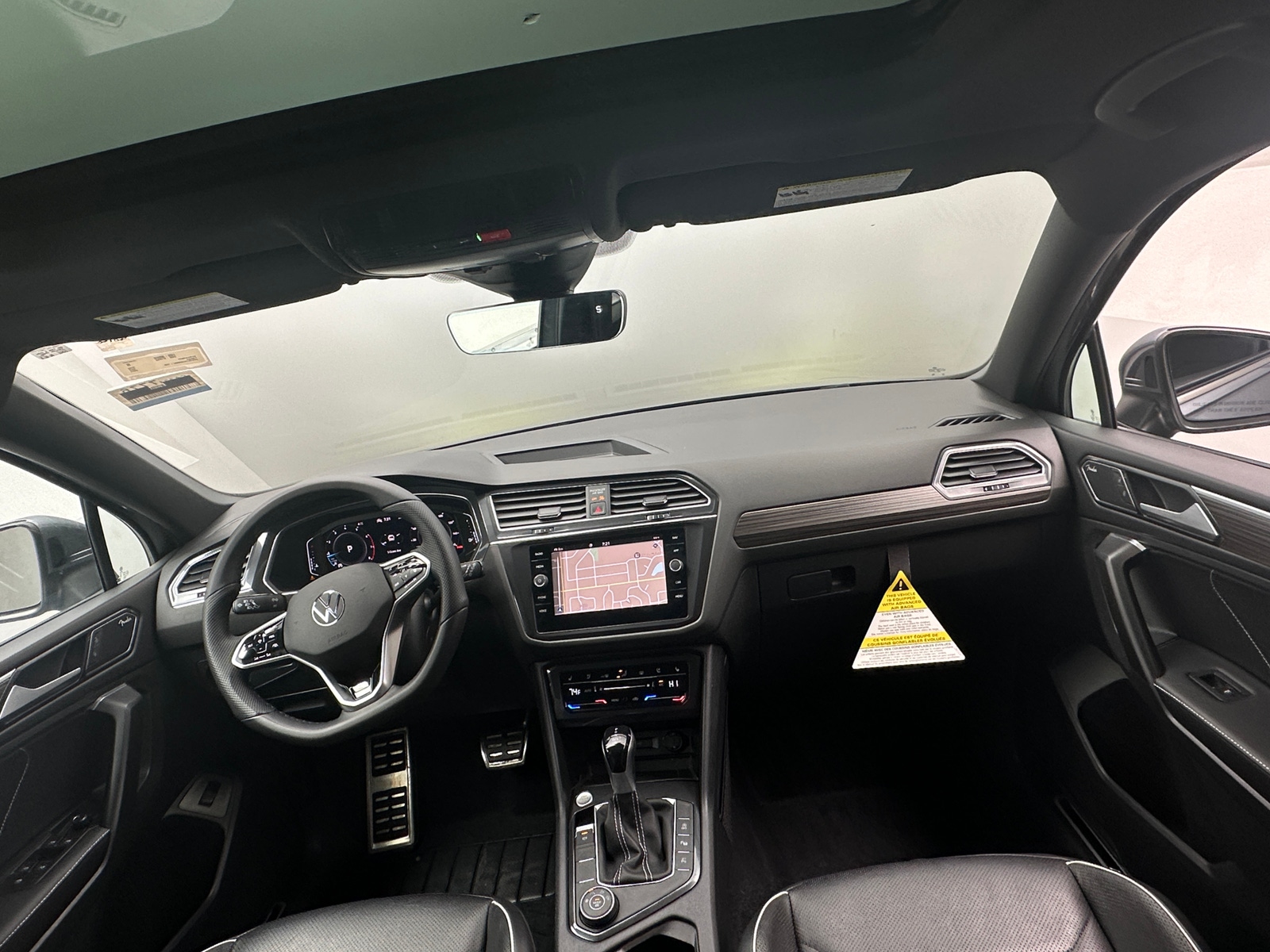 Thumbnail: 2022 Volkswagen Tiguan - 2