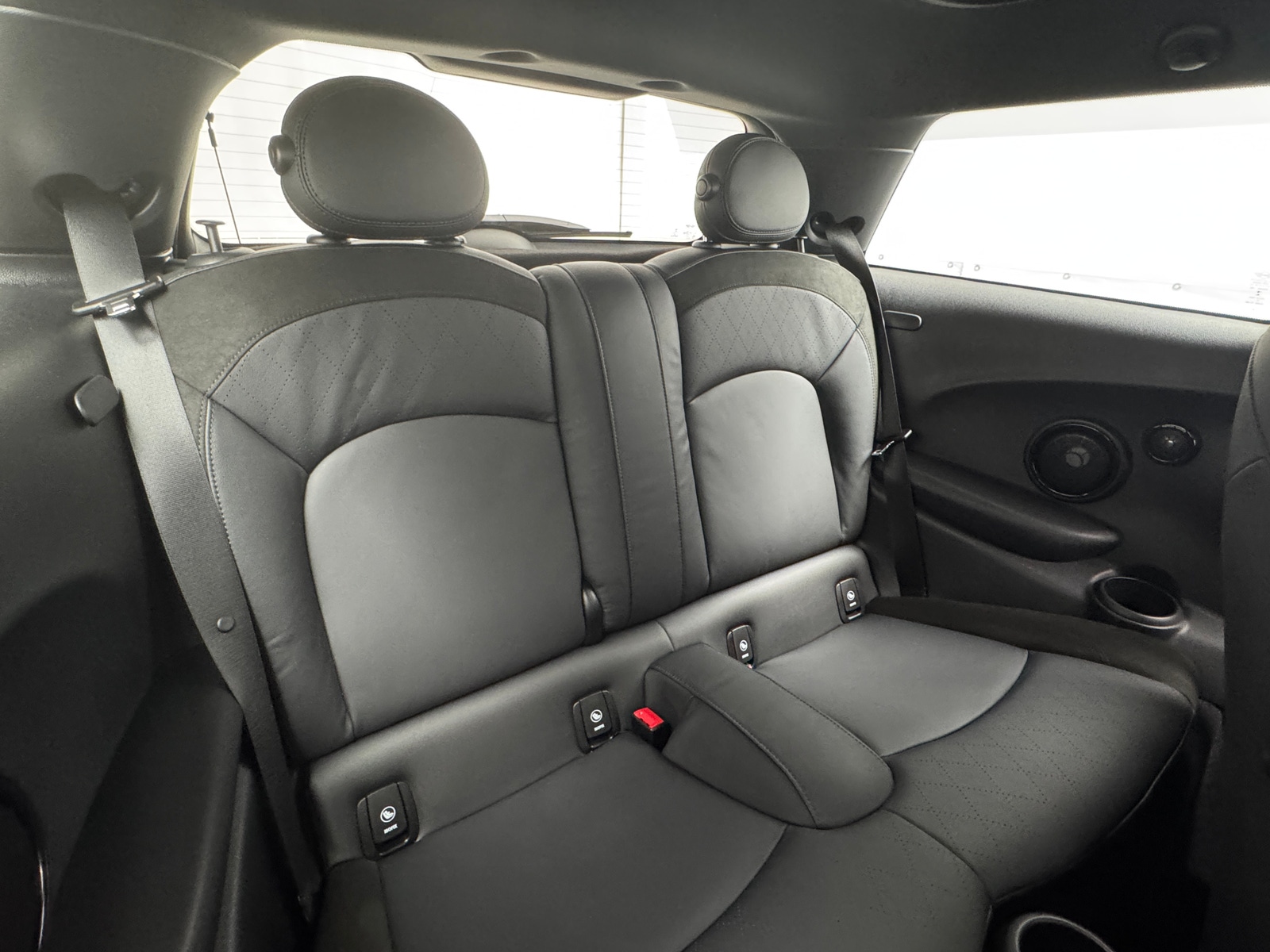 Thumbnail: 2023 MINI Cooper Hardtop - 5