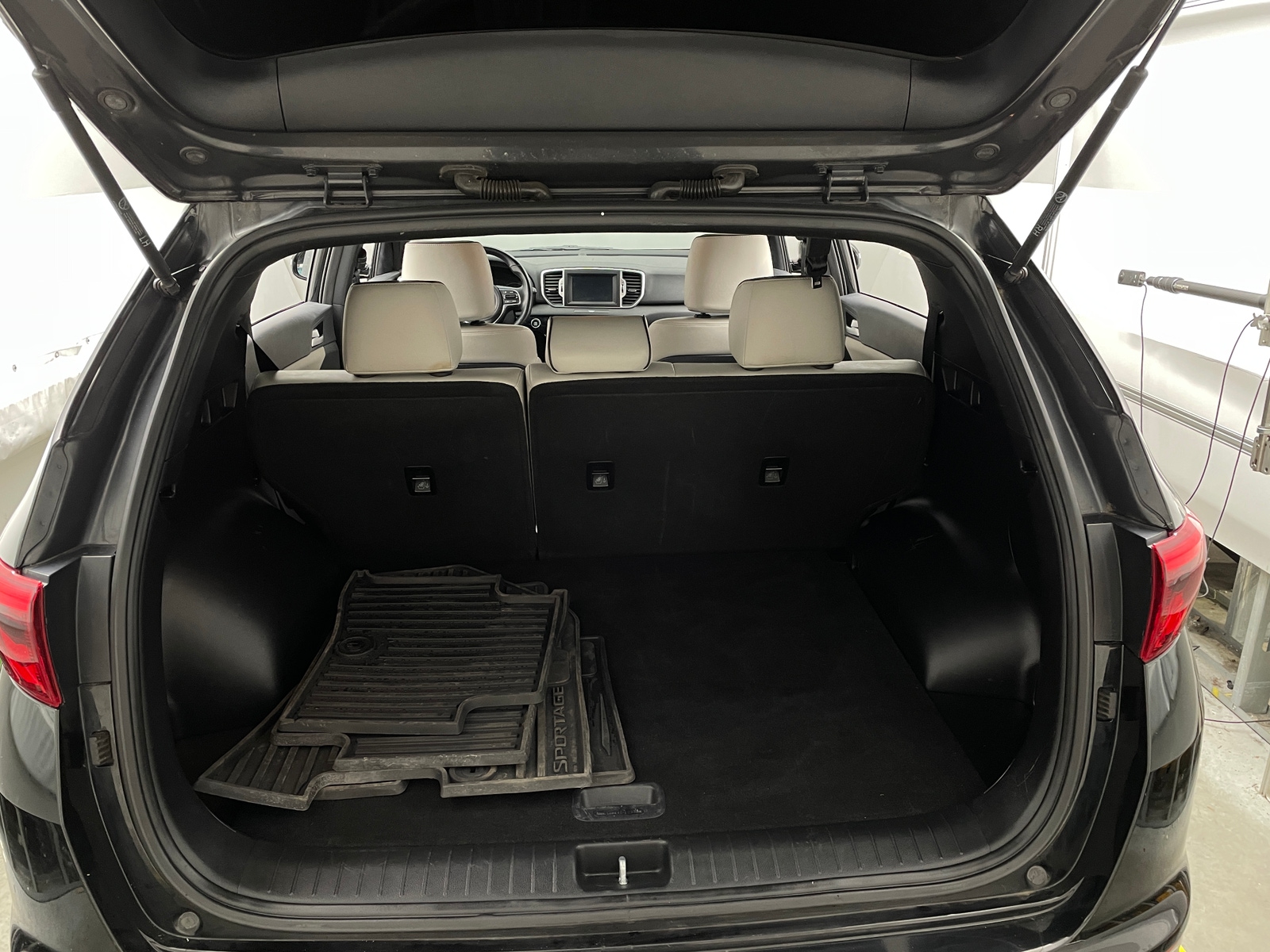 Thumbnail: 2019 Kia Sportage - 6