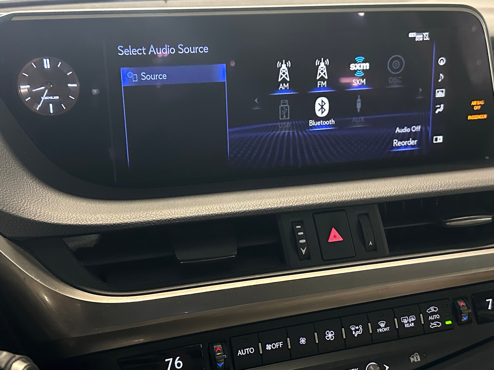 Thumbnail: 2019 Lexus ES - 3