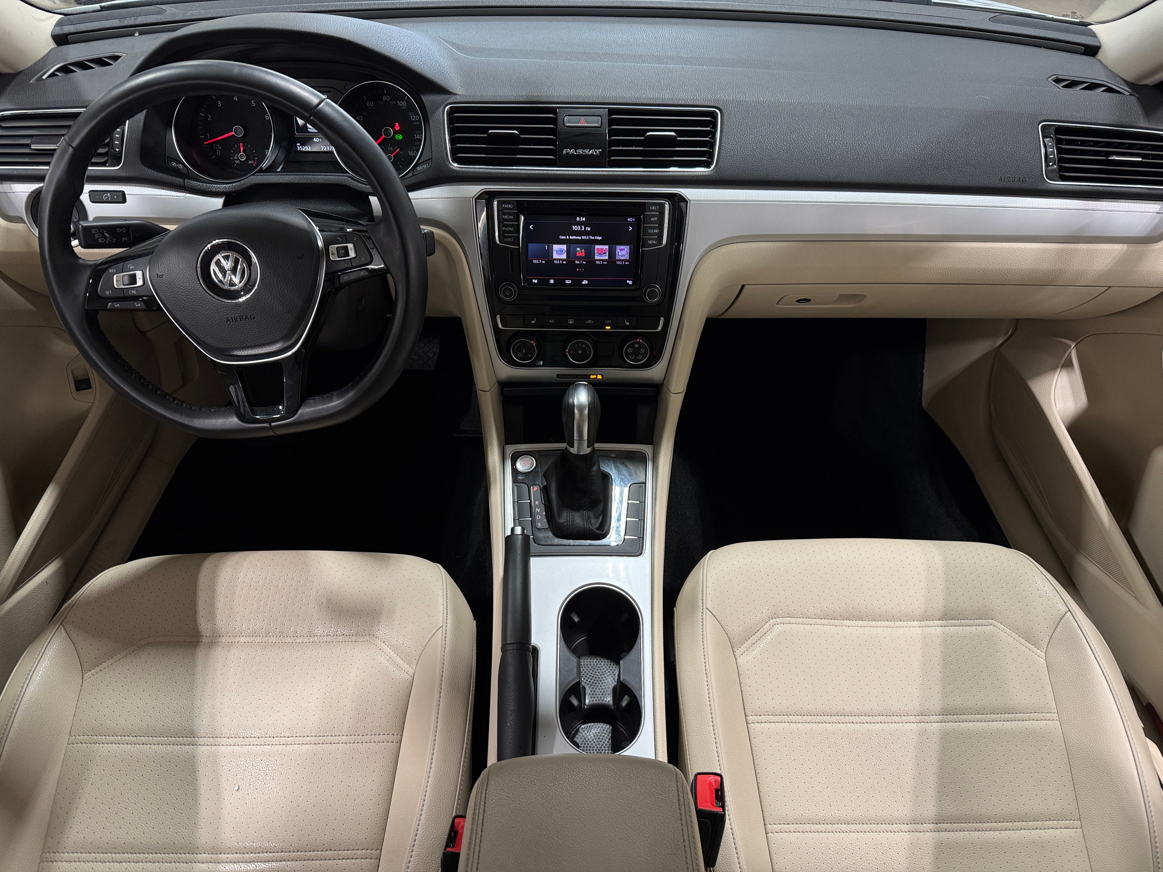 2019 Volkswagen Passat