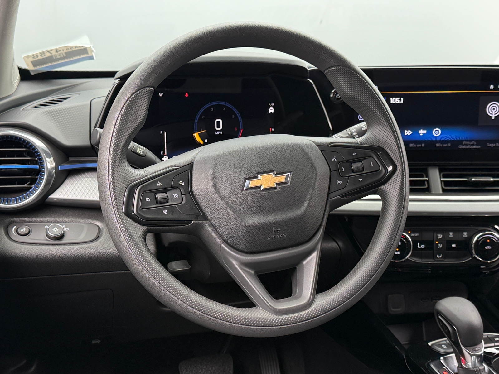 Thumbnail: 2025 Chevrolet Trax - 5