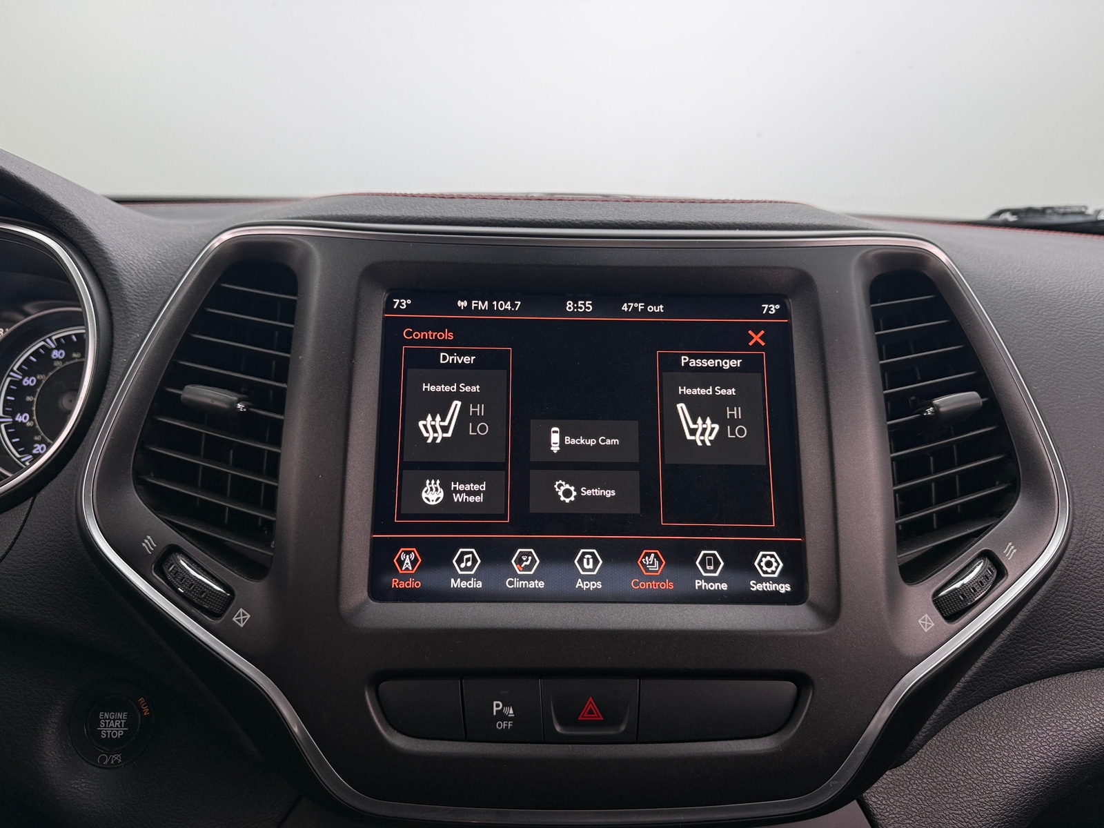 Thumbnail: 2019 Jeep Cherokee - 4