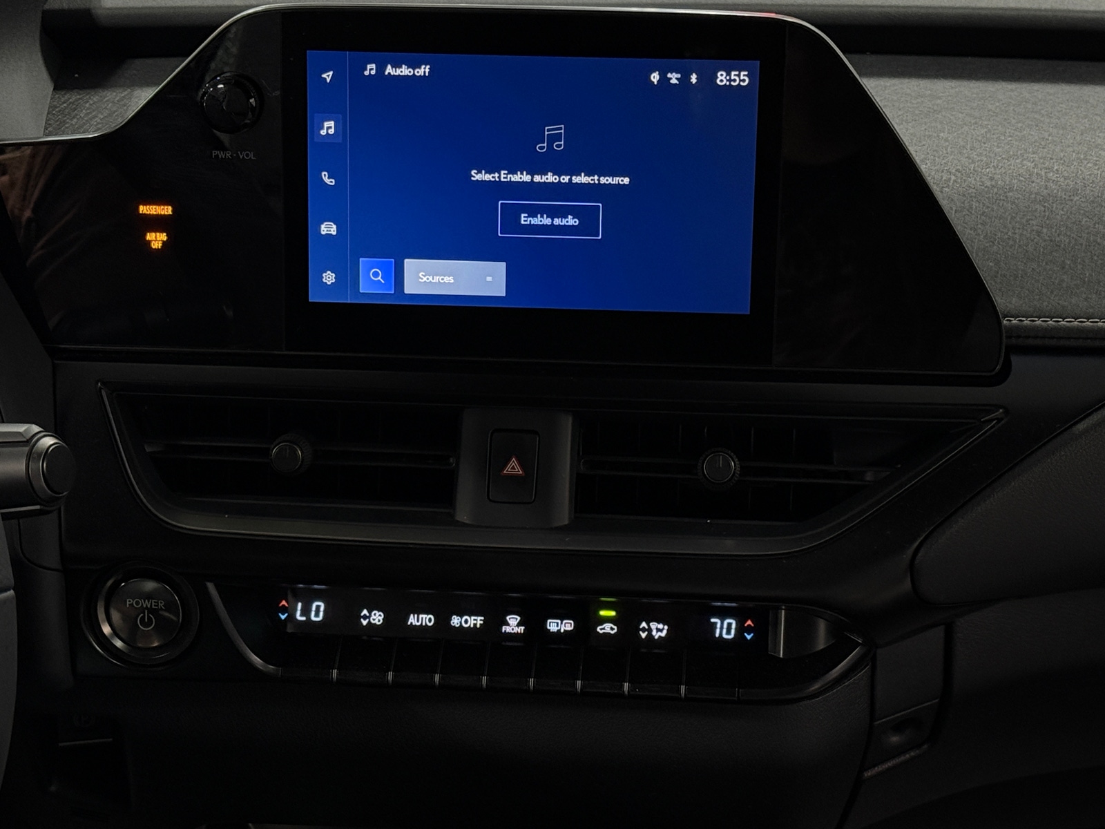 Thumbnail: 2025 Lexus UX - 3