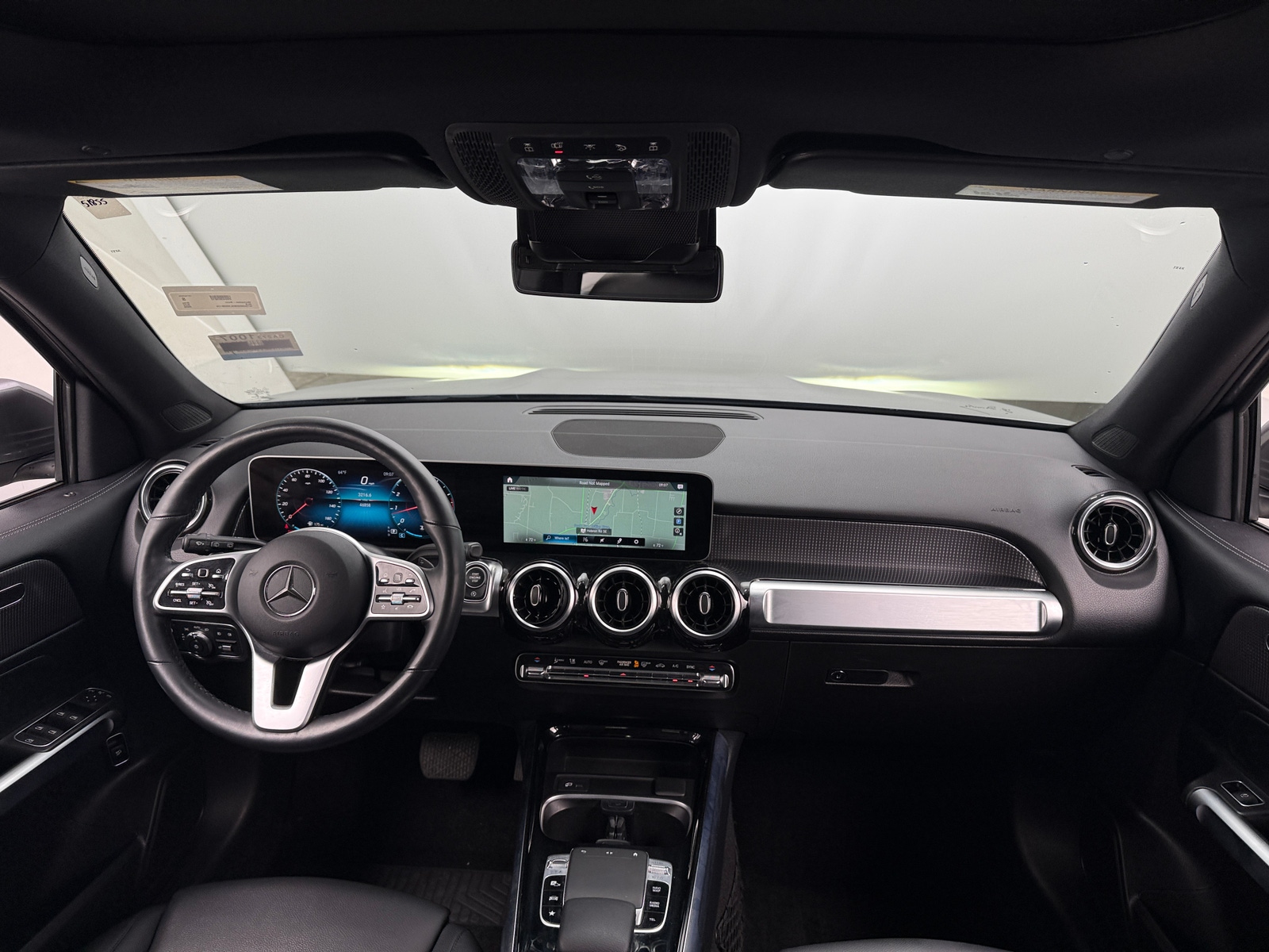 Thumbnail: 2020 Mercedes-Benz GLB - 2