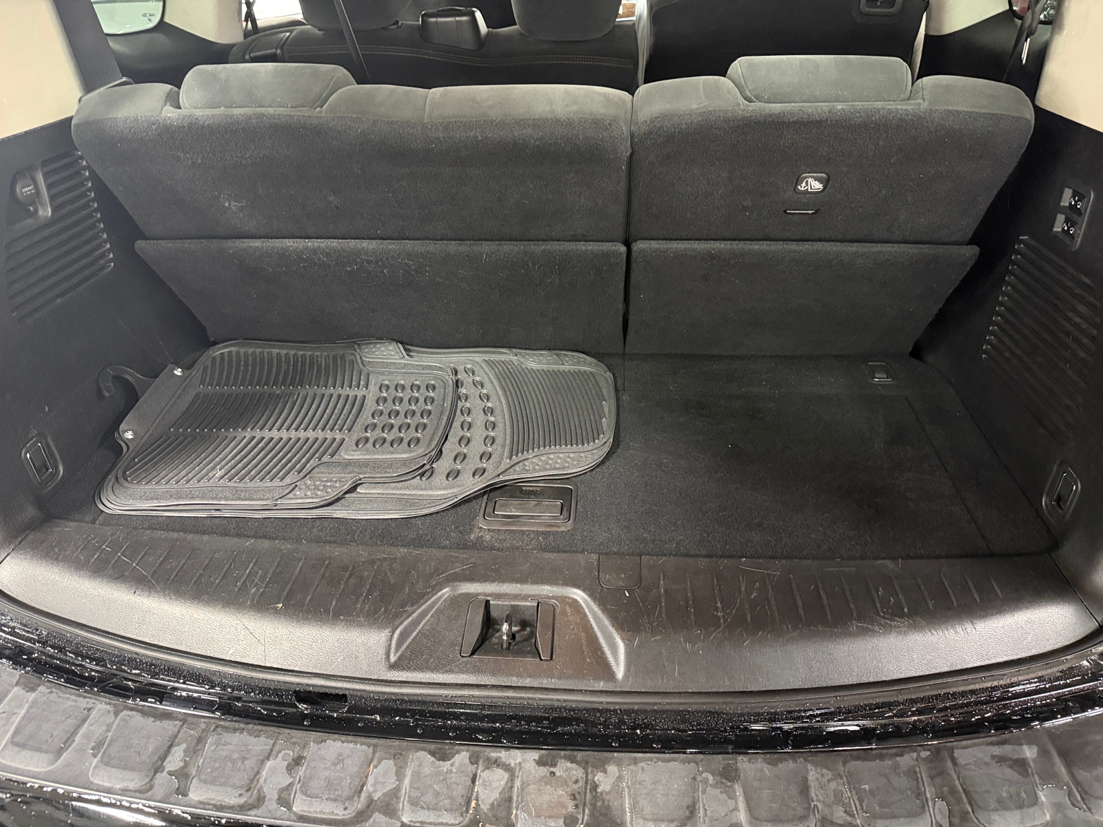 Thumbnail: 2019 Nissan Armada - 7